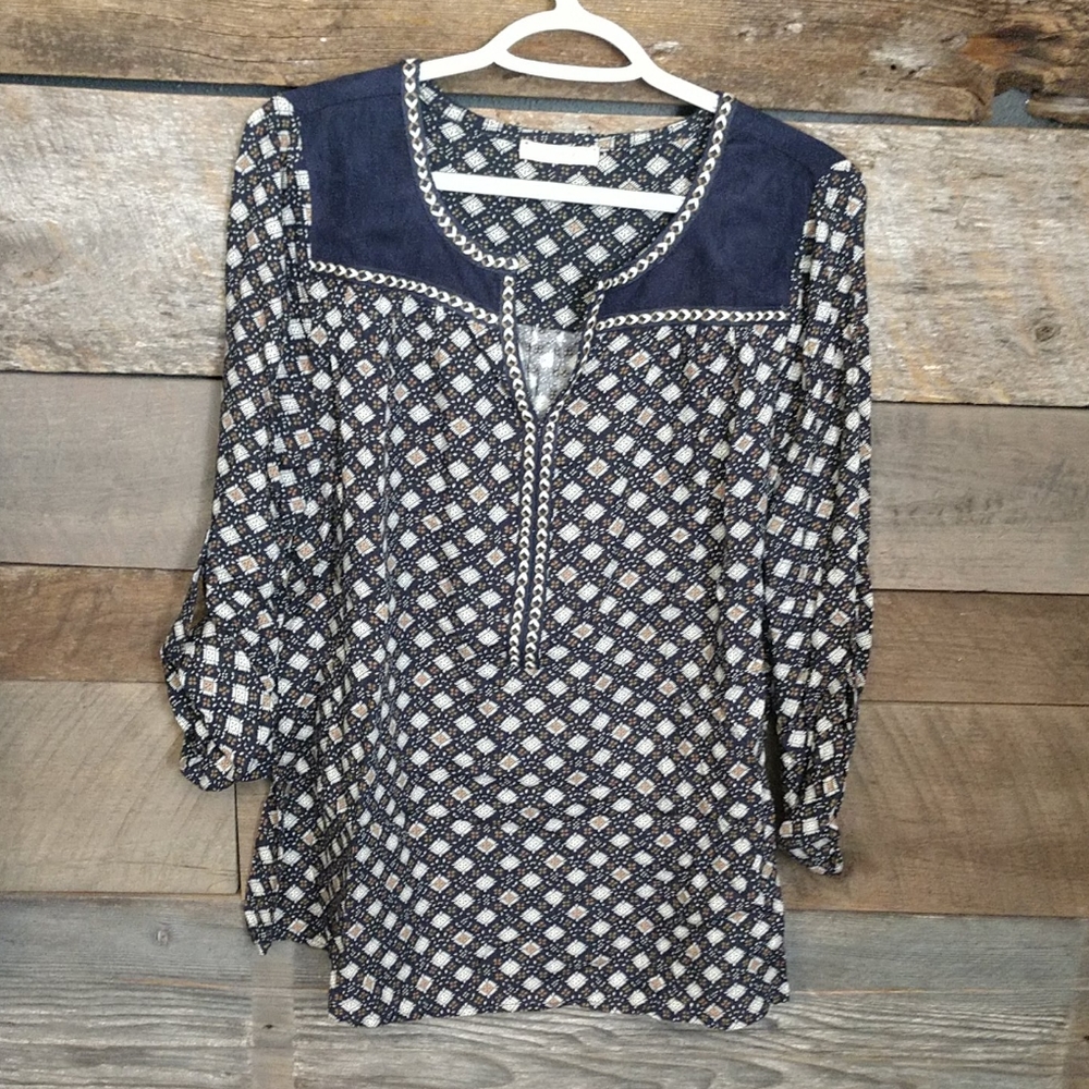 Flattering Mixed Material Top